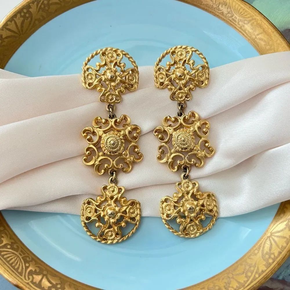 Vintage Gold Ornate Filagree Drop Statement Earrings